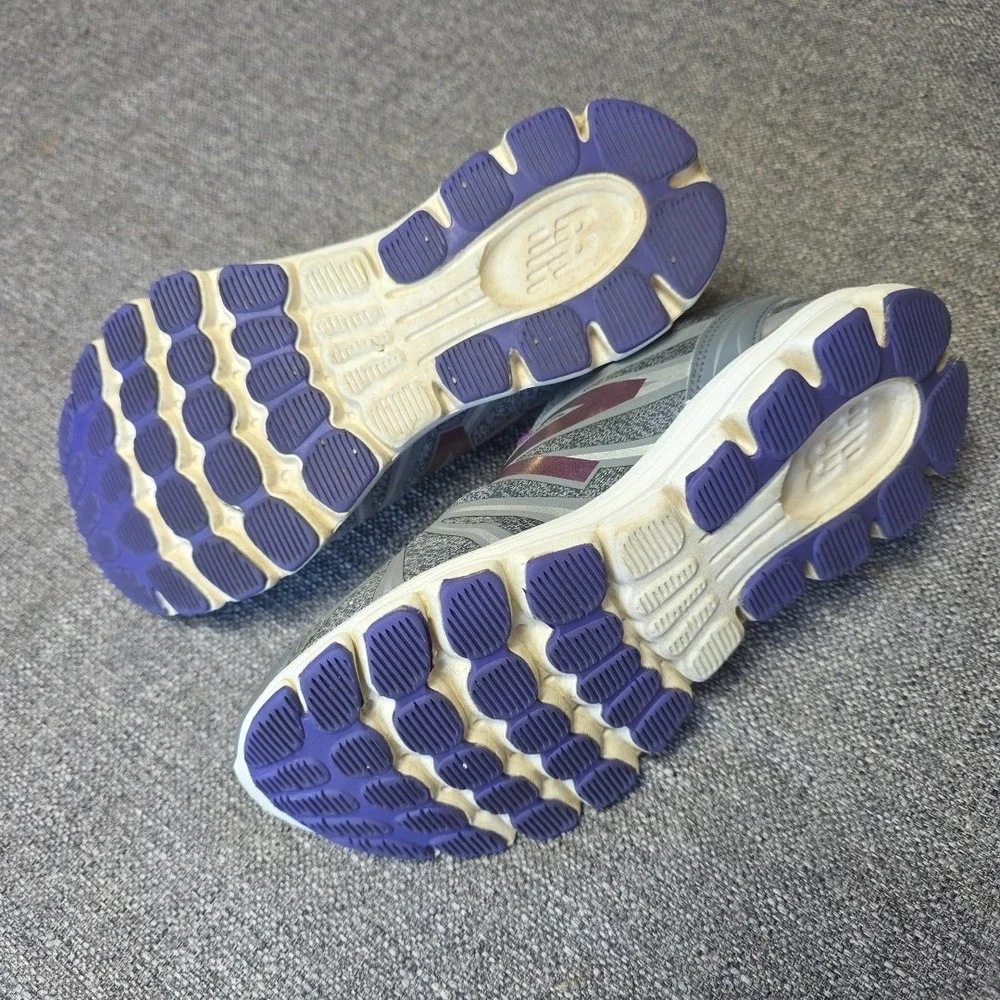 Women New Balance Running 645V2 Gray and Purple Athletic Shoe Size 7